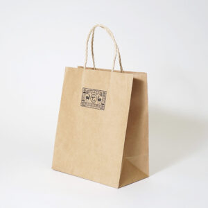 工芸品ブランドのクラフト紙に和柄のエンボス加工を施した、上品さ際立つオリジナル紙袋