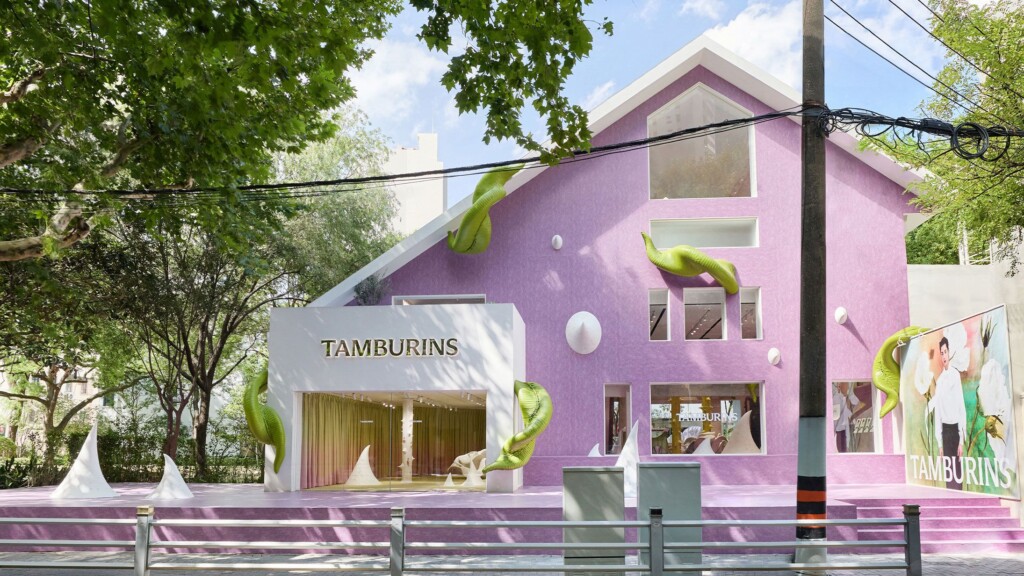 韓国コスメブランドの店舗内ディスプレイ（TAMBURINS 上海）