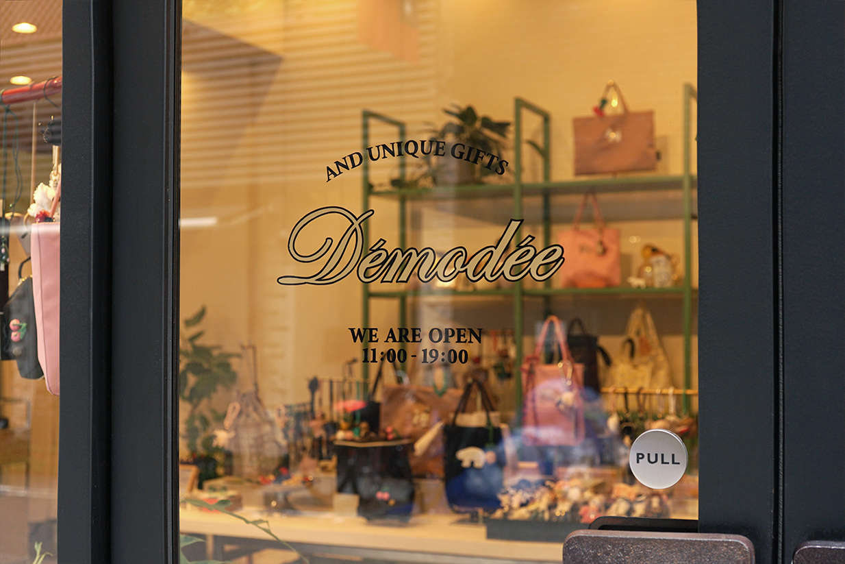 Démodée 様